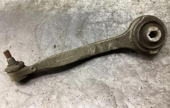 Mercedes-Benz C W203 Front control arm 2963303