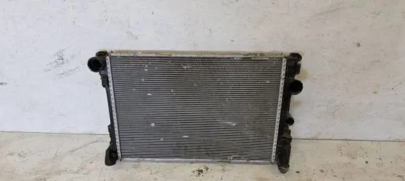 Mercedes-Benz E C207 W207 Coolant radiator A0995002703 X3870002