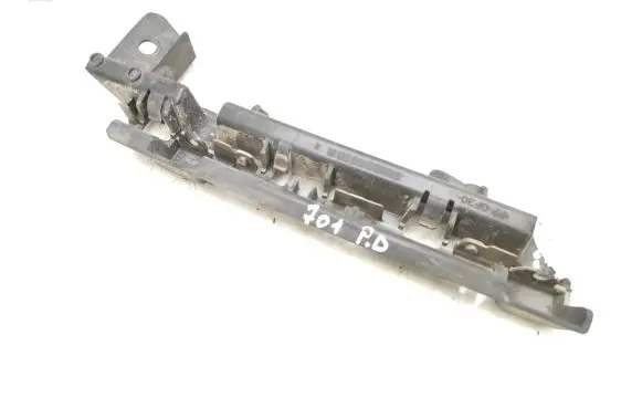 Renault Laguna III Front bumper mounting bracket 622230006R