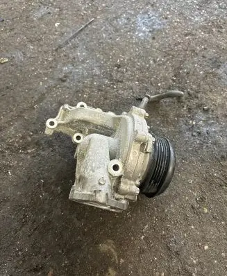 Mercedes-Benz E W213 Water pump