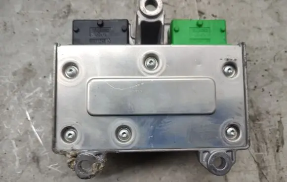 Opel Zafira B Airbag control unit/module 13137907