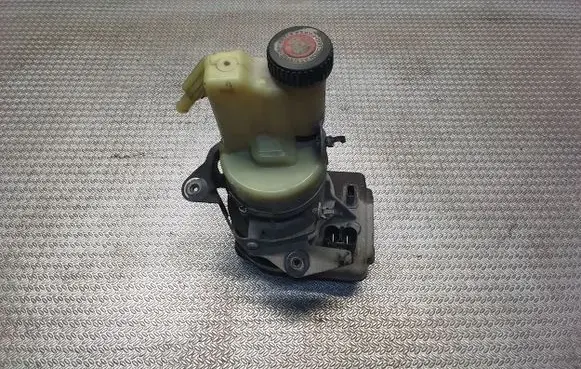 Renault Master III Power steering pump 491103543R