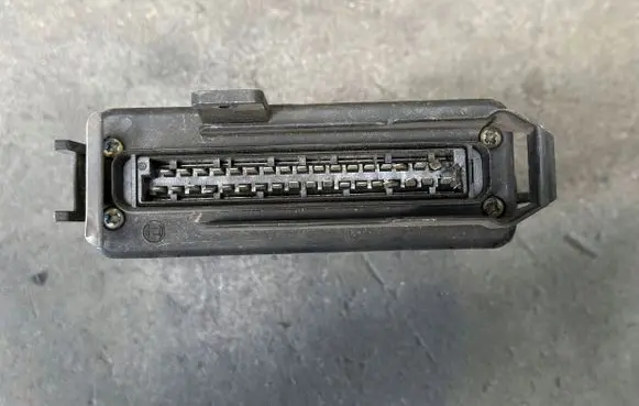 Volkswagen PASSAT B3 Other control units/modules 0261200228 4893907404F