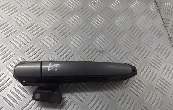 Toyota Avensis T250 Rear door handle trim 