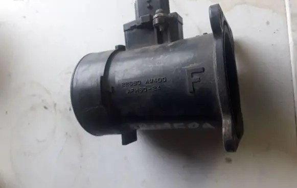 Nissan Primera Mass air flow meter