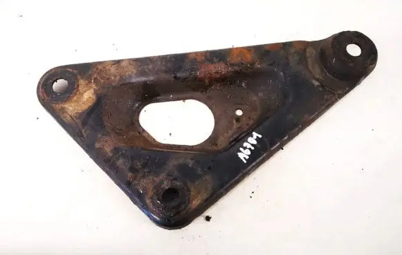 Opel Zafira A Engine mounting bracket
