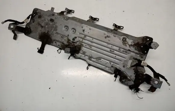 Peugeot 508 II Radiator mount bracket 9823007980