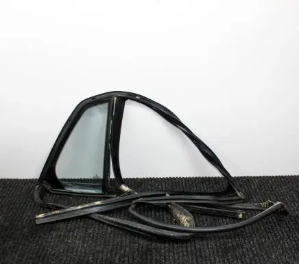Volkswagen Phaeton Rear side window 3D4839432