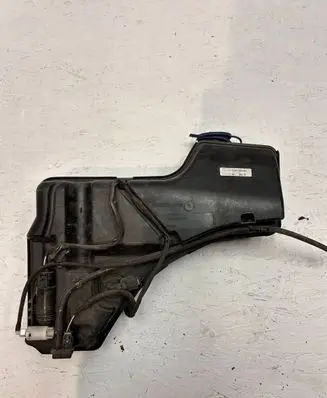Mercedes-Benz GLS X166 Windshield washer fluid reservoir/tank A1668601260