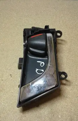 Subaru Outback Front door interior handle
