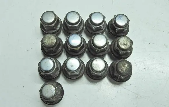Toyota Verso Nuts/bolts 