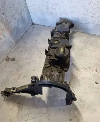 Rocker cam cover