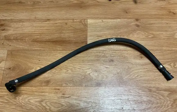 Opel Zafira B Fuel line pipe