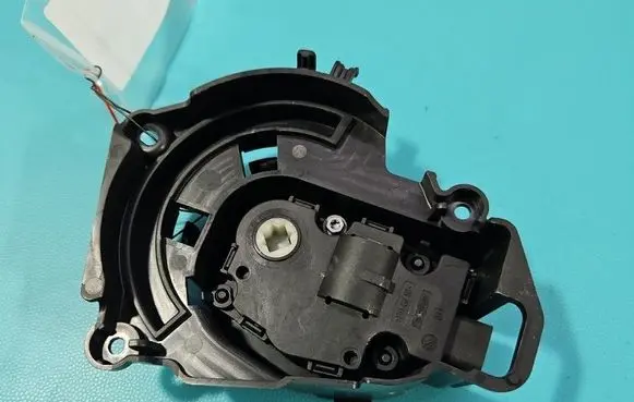 BMW i3 A/C air flow flap actuator/motor CZ0176605460 IMPRK1579698
