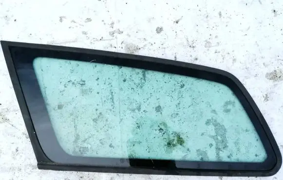 Volvo V50 Rear side window e643r00022 e643r-00022