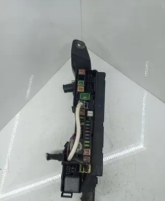 Toyota Corolla Verso AR10 Fuse module