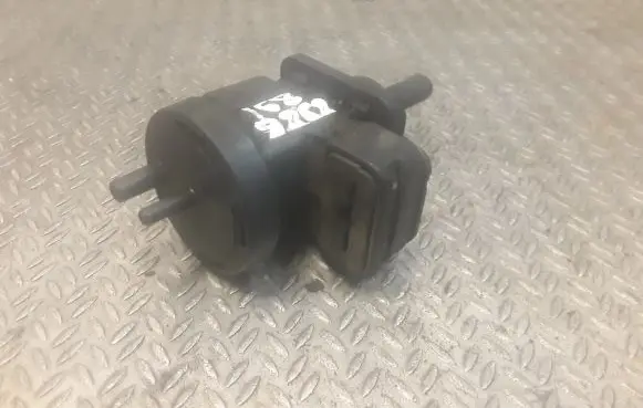 Mercedes-Benz A W168 Turbo solenoid valve 0005450427
