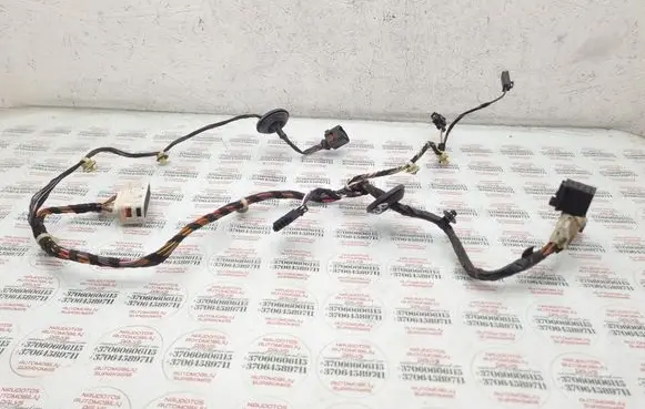 Skoda Octavia Mk2 (1Z) Rear door wiring loom 1Z0161C