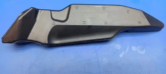Mercedes-Benz E W212 Rain gutter A2128320925