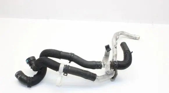Land Rover Range Rover Evoque L551 Engine coolant pipe/hose K4D318B402BB