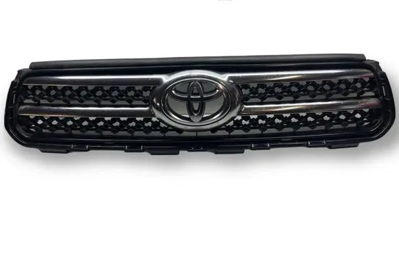 Toyota Avensis T250 Front grill 5311142110