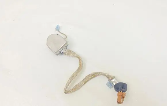 Honda Civic Headlight ballast module Xenon LBHB03L 63MV1889
