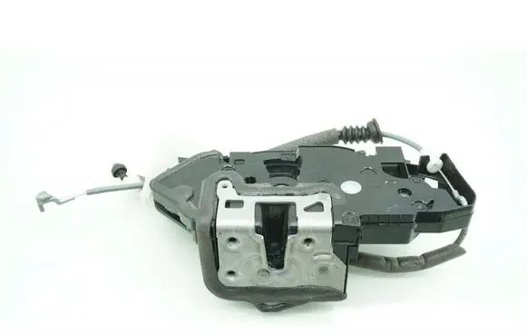 Mercedes-Benz CLA C118 X118 Front door lock A0997203102