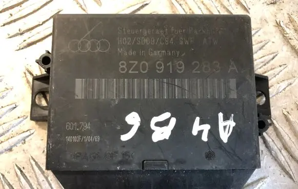 Audi A4 S4 B6 8E 8H Parking PDC control unit/module 8Z0919283A S009C8