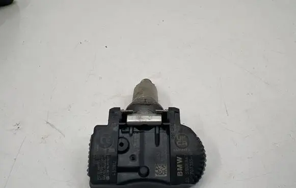 Mini Clubman F54 Tire pressure sensor 6881891
