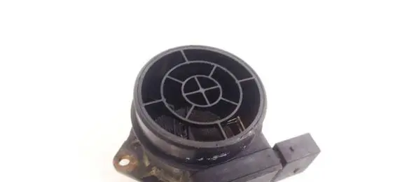 Volvo S40, V40 Mass air flow meter 30611533 5wk9624