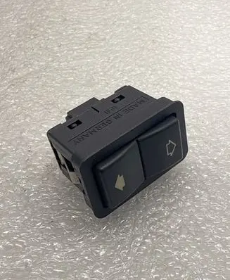 BMW 7 E38 Electric window control switch 8368974