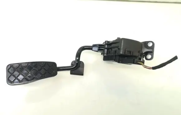 Audi A6 S6 C6 4F Accelerator throttle pedal 4F2721523 6PV00898402