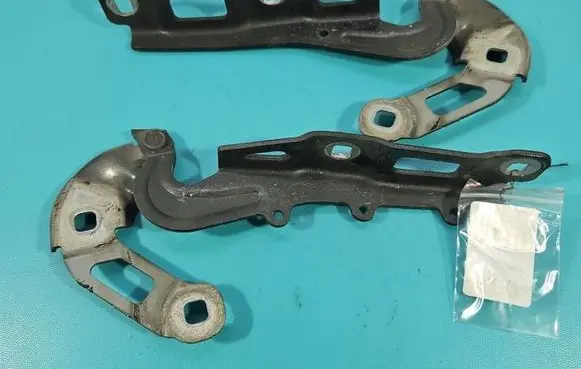 Ford Focus Engine bonnet/hood hinges JX7BA16800AA IMPRK1536977