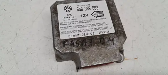 Volkswagen PASSAT B4 Airbag control unit/module 6N0909603 5W4137