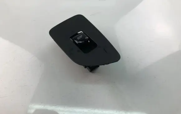 Volvo V40 Electric window control switch 31376458