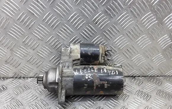 Volkswagen New Beetle Starter motor 001125042