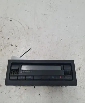 Volkswagen PASSAT B5.5 Climate control unit