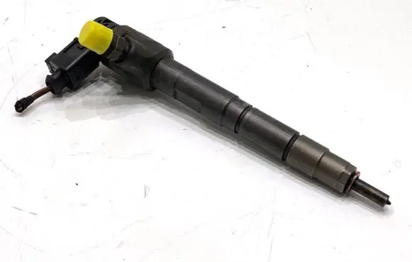 Volkswagen PASSAT B7 Fuel injectors set 03L130277J