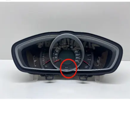 Volvo V40 Speedometer (instrument cluster) 31453103 P31453103 T0387752