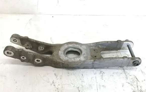 Mercedes-Benz C W205 Rear control arm
