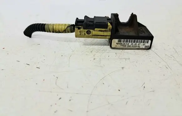 Honda Civic Airbag deployment crash/impact sensor 77930SNAA320M1