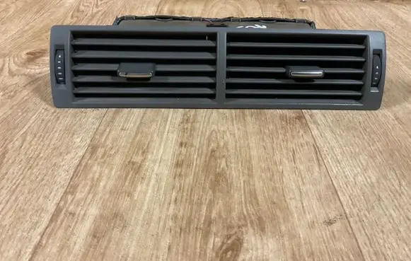 Audi A4 S4 B6 8E 8H Dash center air vent grill 8E0820951F