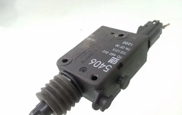 Opel Zafira A Central locking motor 90460062 1101215