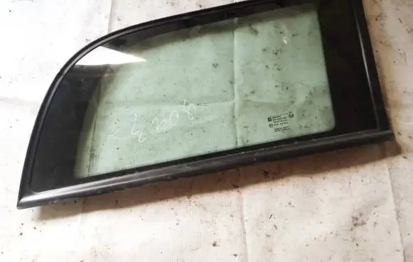 Toyota Highlander XU40 Rear side window as2