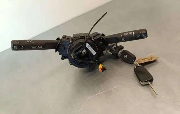 Opel Zafira C Ignition lock 22914039 DNK0030L