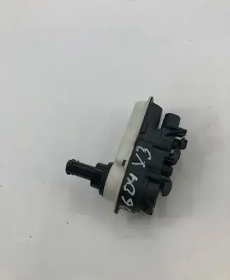BMW X3 G45 Fuel tank cap lock 9447697