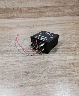Audi A6 S6 C4 4A Other relay 441959257B 79FA401
