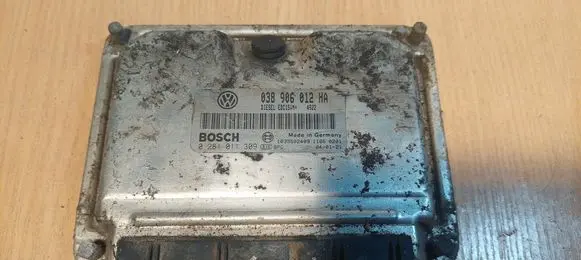 Skoda Octavia Mk1 (1U) Engine control unit/module ECU 0281011309 038906012HA EDC15VM