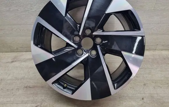 Opel Grandland X R19 alloy rim 9851867580
