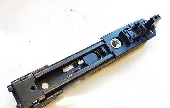 Seat Toledo III (5P) Seat belt adjustment rail 1t0857819